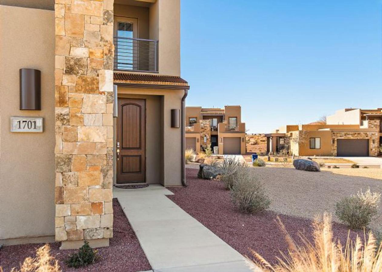 Lounging At The Ledges Apartment St. George Exterior foto